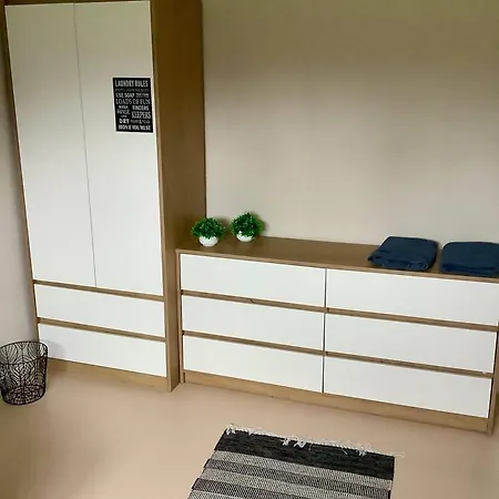 With Private Entrance * 格雷诺